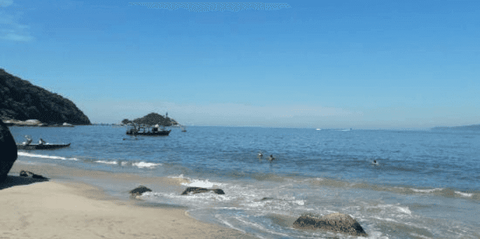 Praia do Sangava, no Litoral Norte