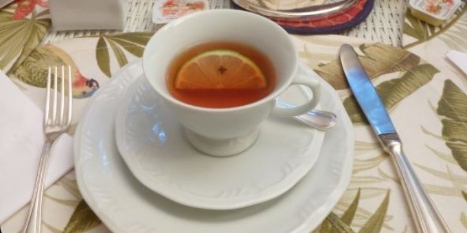 Morumbi e arredores: imagem fechada mostra xícara de chá centralizada 
