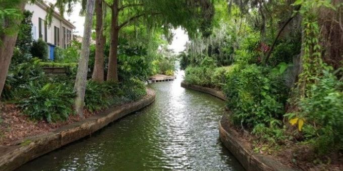 Imagem de canal no Winter Park, em Orlando. 