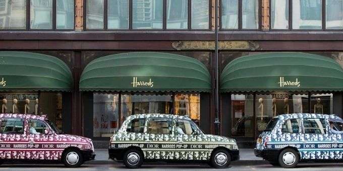 Imagem da loja Harrods, em Londres